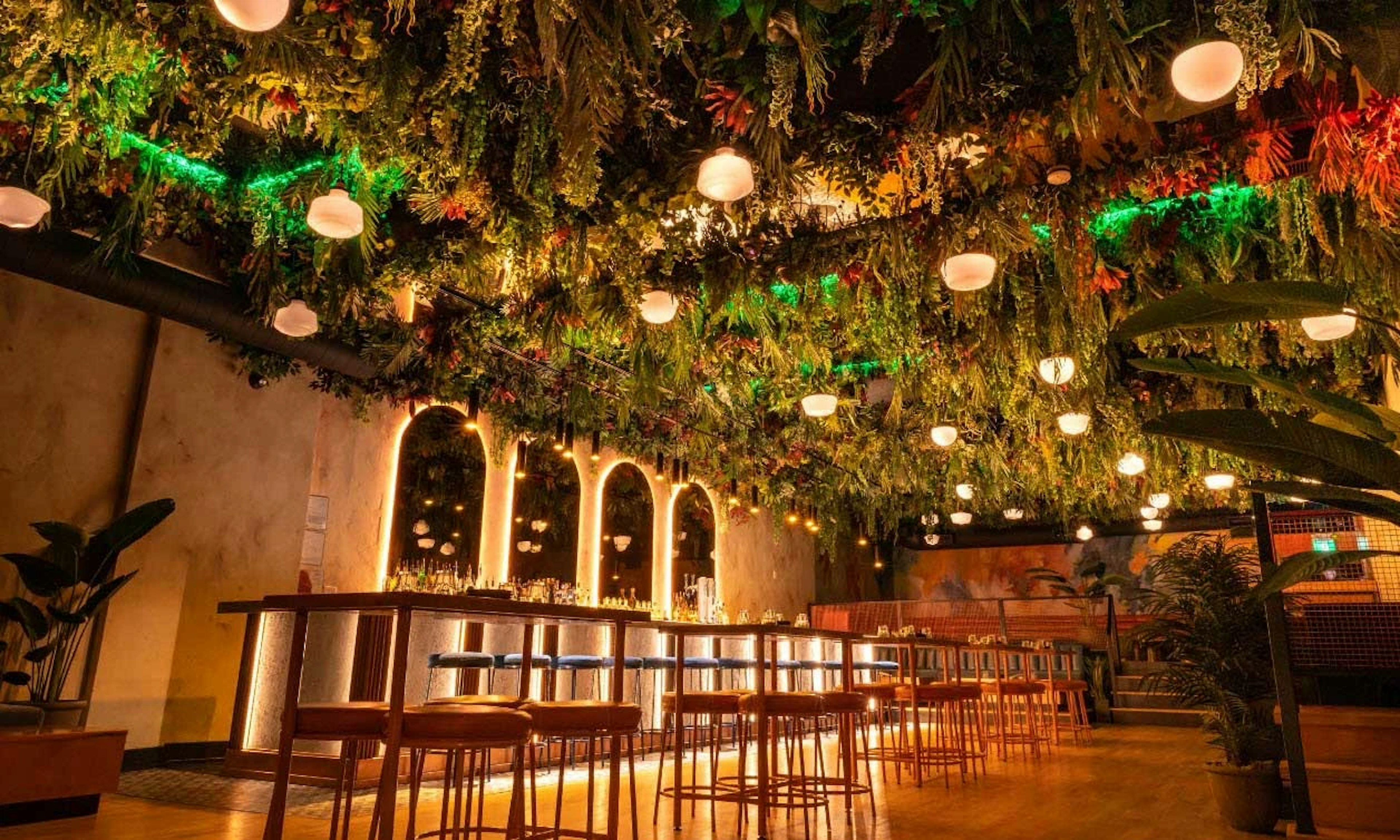 Lobby Bar Restaurant | Private & Corporate Events Toronto | Hero Image