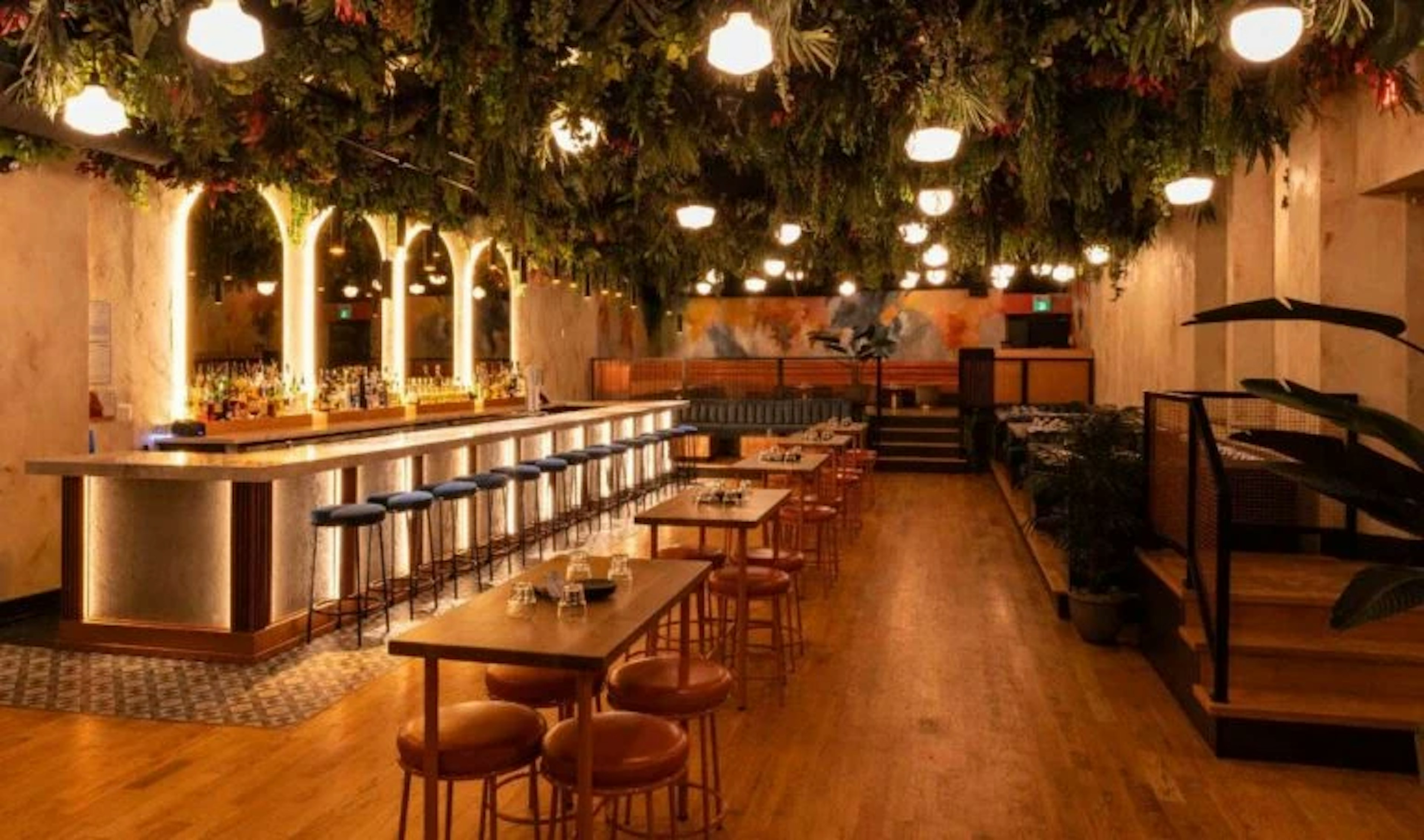 Lobby Bar Restaurant | Private & Corporate Events Toronto | Full Venue Image